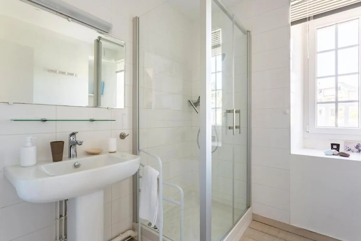 KER ROZ - Belle maison 3 chambres- Proche Mer-Port Cancale 0*,  France